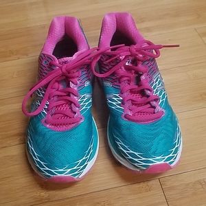 Size 7.5 Asics Gel-nimbus 18